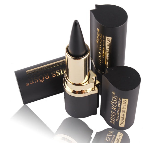 Waterproof black liquid eyeliner pen - alternate view 2