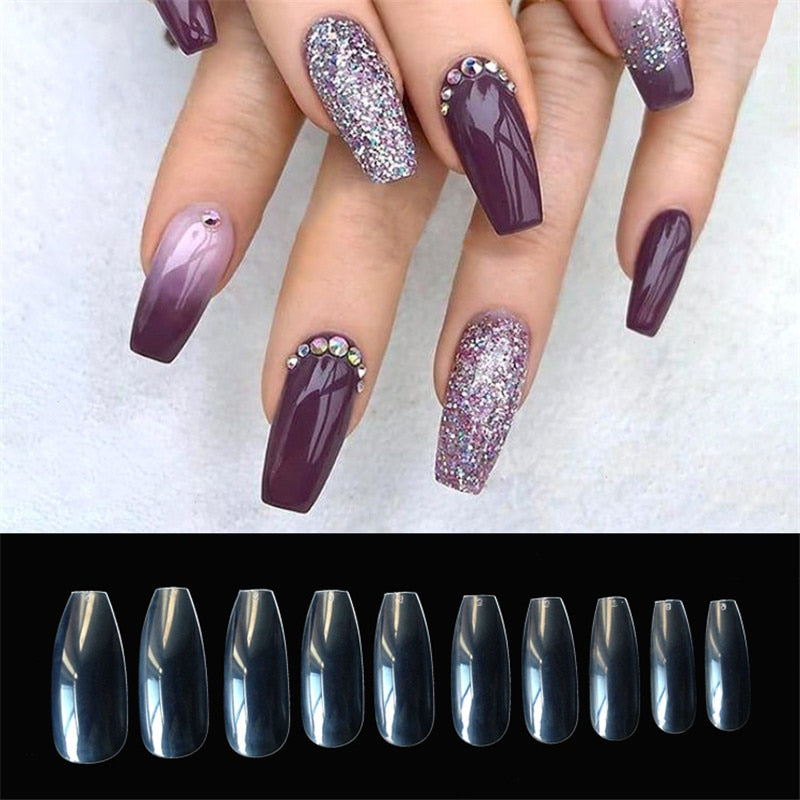 Box of 500 transparent natural-shaped fake nail tips for at-home extensions