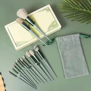 13-piece makeup brush set - alternate view 9